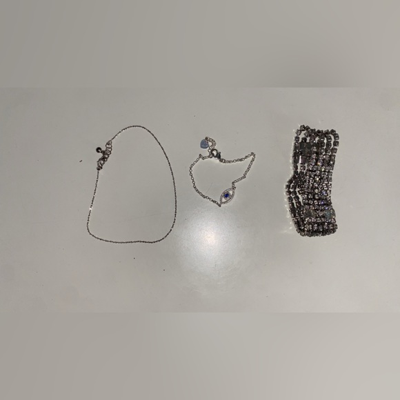 Silver bracelets - Picture 1 of 1